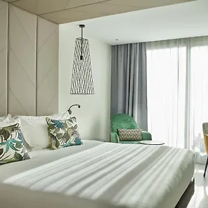 Vincci Larios Diez Otel