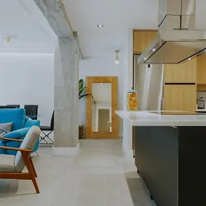 Appartamento Six By Caleta Homes, Málaga