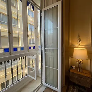 Loles De Cisneros Catedral Apartment